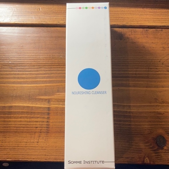 Somme institute nourishing cleanser - Picture 4 of 7